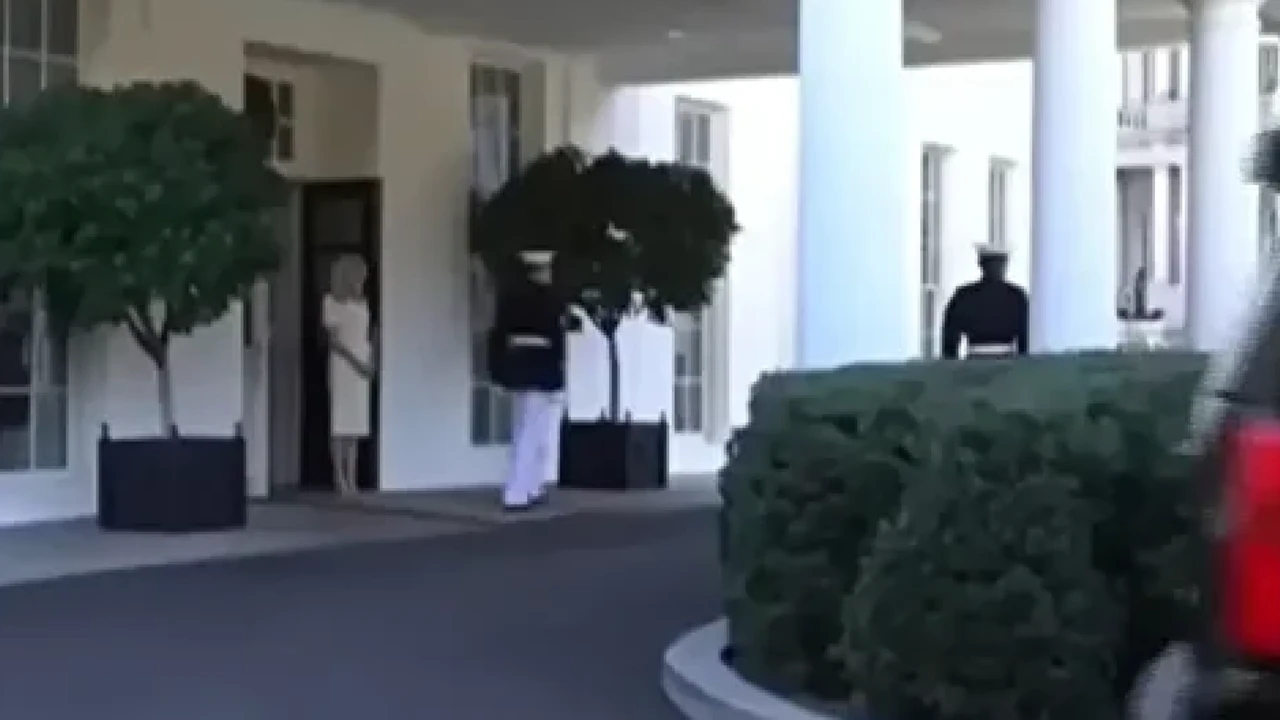 Trump, Zelenski’yi uğurlamadan gönderdi!