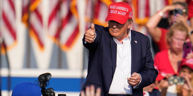 Trump'a açılan federal dava düşürüldü