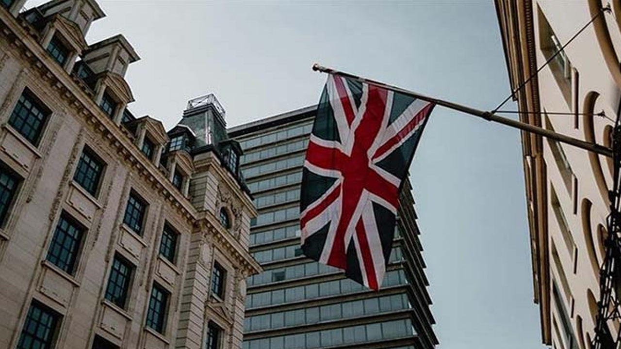 Trump'a rest: İngiltere ithalat vergilerini sıfıra indirdi!