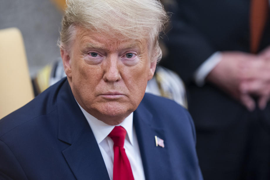 Trump’a senatodan İran darbesi 