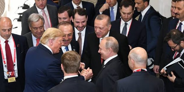 “Trump”ın “gül hatırı” için “Putin”i feda etmeyiz!