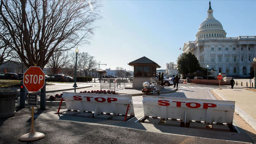 Trump'ın Senatodaki azil yargılamasında 3. gün sona erdi