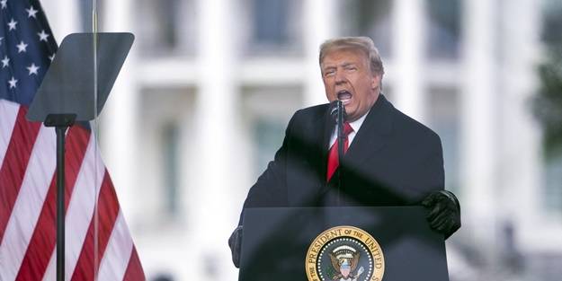 Trump'la ilgili şok iddia! 'Uçağa binmeye hazırlanırken öğrendi'
