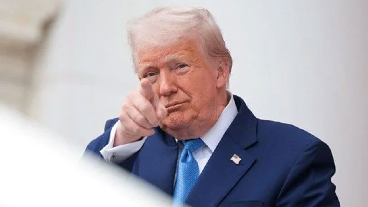 Trump’tan BRICS üyesi ülkelerine tehdit! Ek gümrük vergisi geliyor