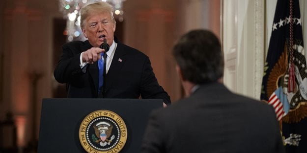 Trump direk yüzüne söyledi: Sen berbat bir insansın!