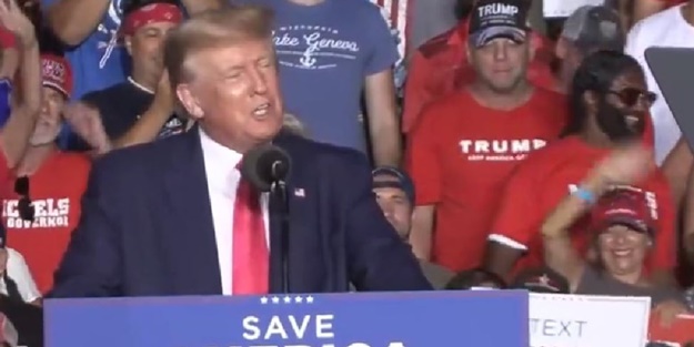 Trump'tan flaş çıkış: Ne işiniz var Tayvan'da