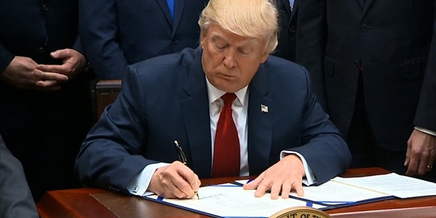 Trump'tan gözdağı: Google'ı yakından takip ediyoruz