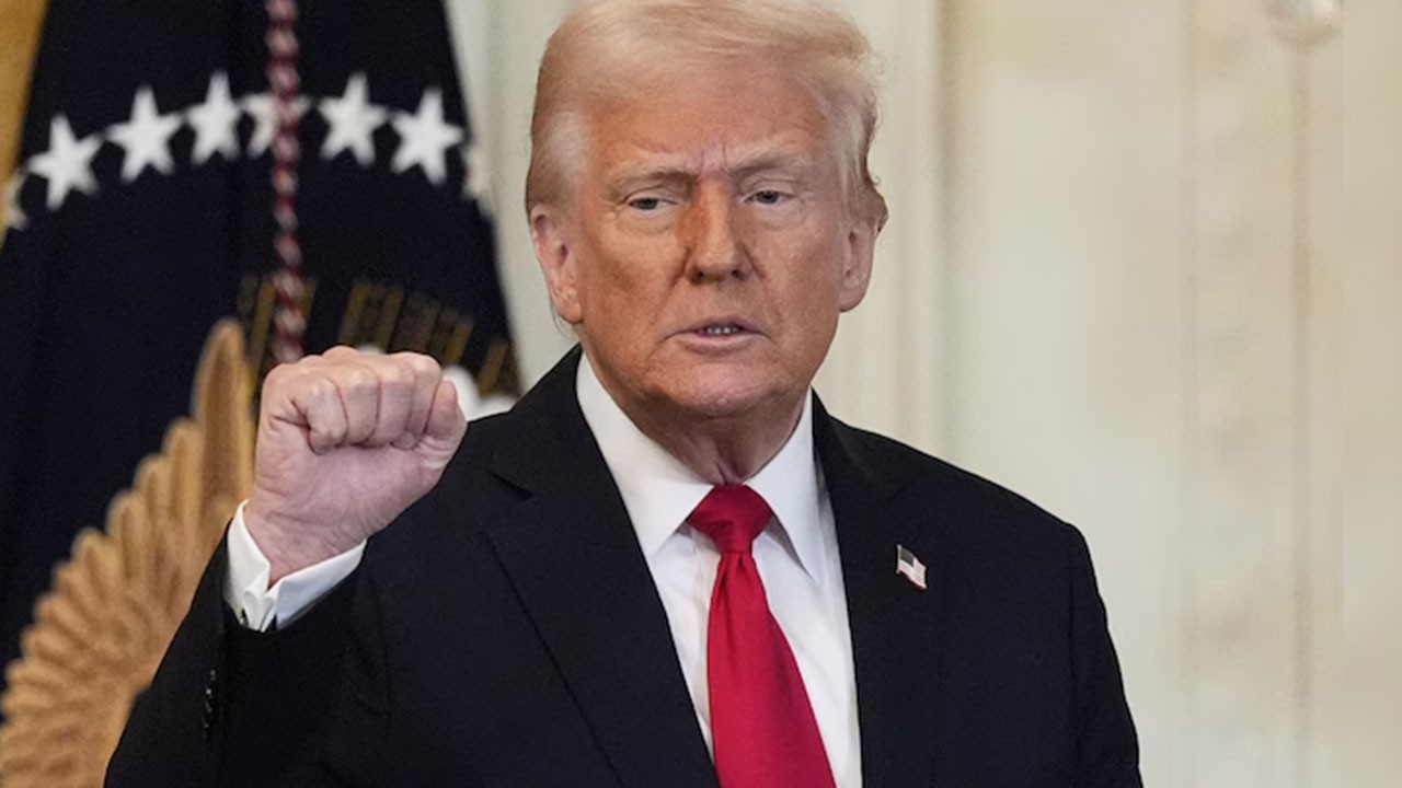 Trump'tan gündemi sarsacak karar! Vergi oranını yüzde 125'e çıkardı