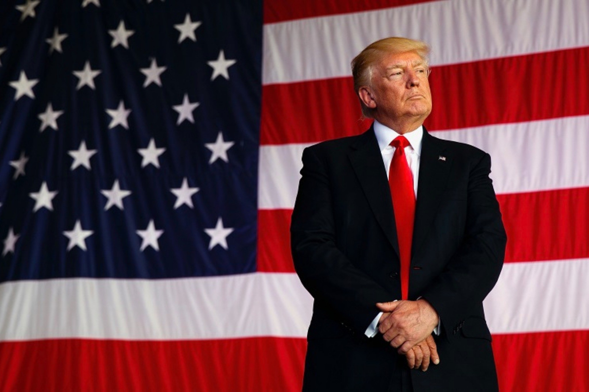 Trump'tan İran kararı: Ticaret yapan her ülkeye %25 ek vergi!