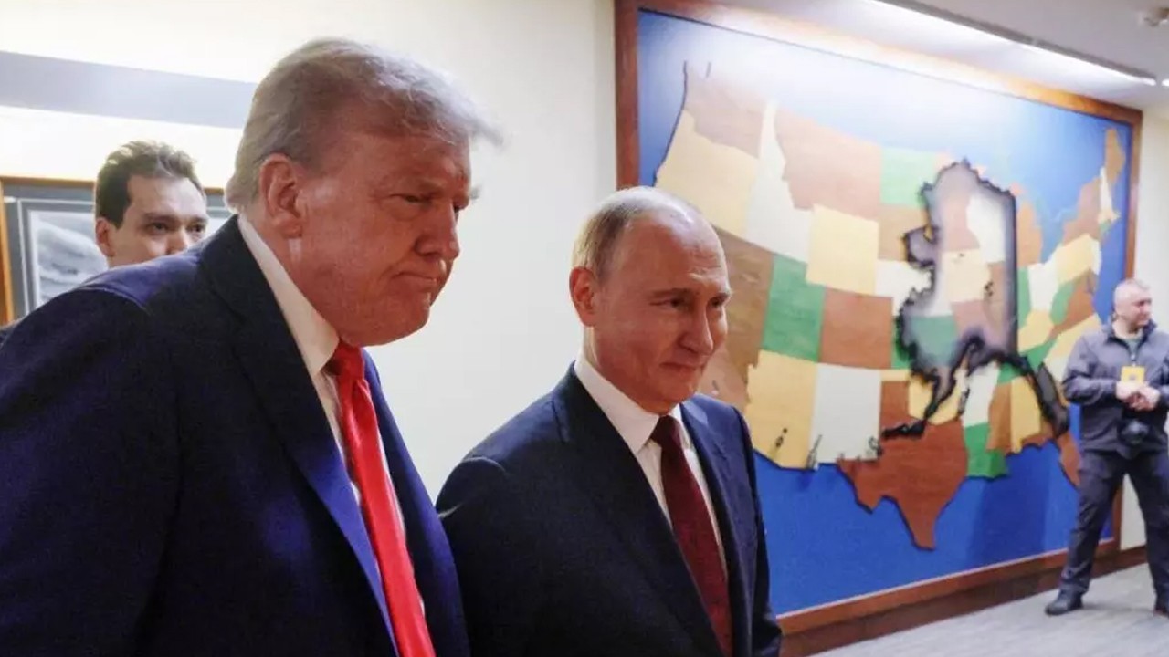 Trump'tan Putin'e tehdit: Ordunun görevi cumhuriyeti korumak