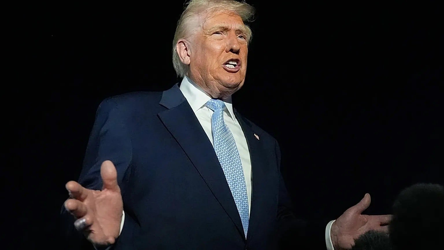 Trump'tan Somali'ye ağır ırkçı hakaret