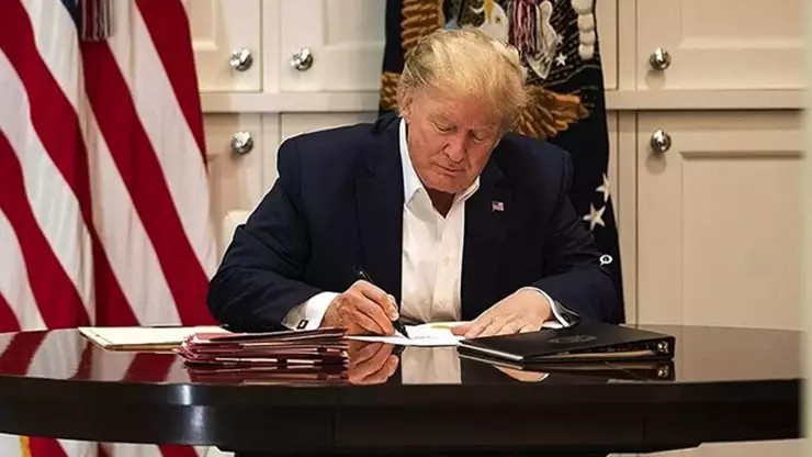 Trump’tan Suriye hamlesi! Yaptırımları kaldıran kararnameyi imzaladı