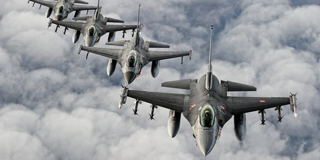 TSK bombaladı Kandil boşaldı