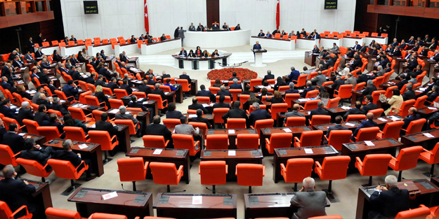 TSK hakkındaki kanun Meclis'ten geçti