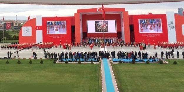 Mehter ortalığı inletti! Cumhuriyet tarihinde bir ilk!