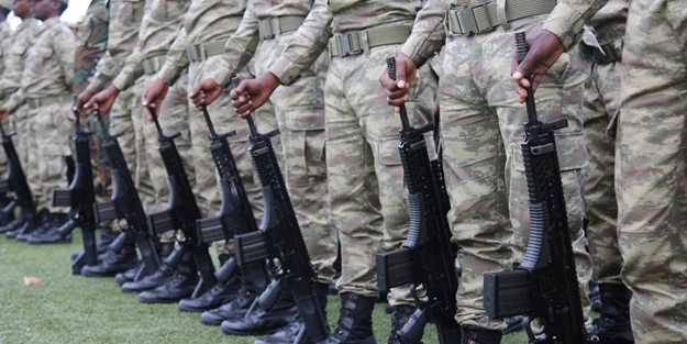 TSK'dan bağış! O ülkenin askerlerini giydirecek