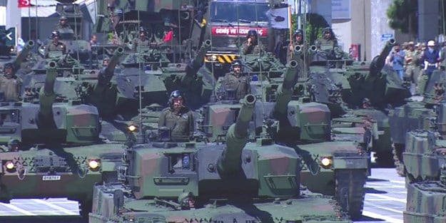 TSK'dan gövde gösterisi