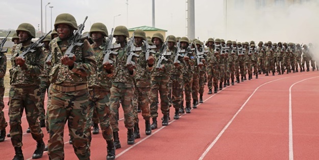 Mehmetçiğin eğittiği Somalili astsubaylar mezun oldu
