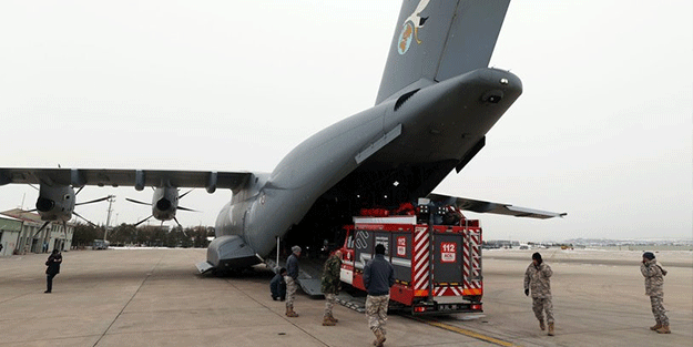TSK’nın "Hava Yardım Koridoru" 37 hava aracı ile gece boyunca görev yaptı