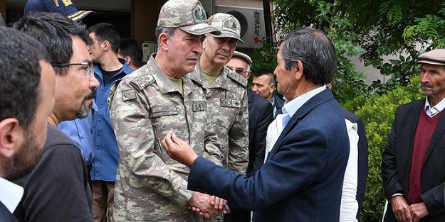 TSK'nın komuta kademesinden şehit ailesine taziye