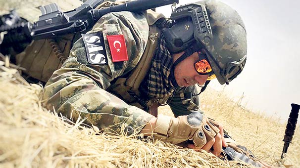 TSK’nın seçkin birliği zifiri karanlıkta tonlarca yok etti! Tek amaç için…