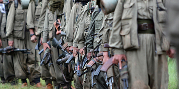 TSK'ya saldırıdan sonra ayaklandılar! Bir köy PKK'lı teröristleri kovdu