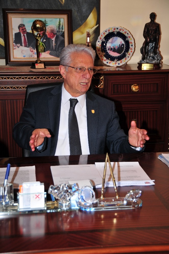 TŞOF Başkanı Apaydın: “Yılbaşı gecesi taksi durakları 81 ilde 24 saat açık” 