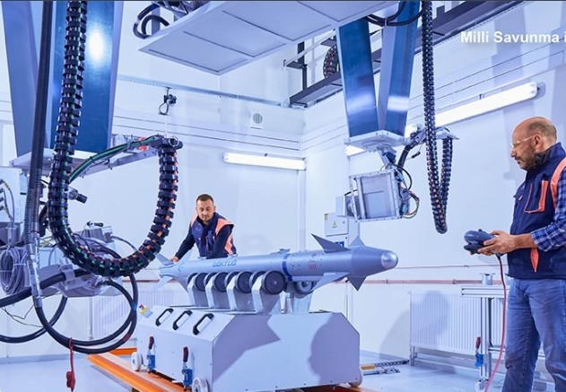 Bozdoğan füzesi x-ışını muayenesinde