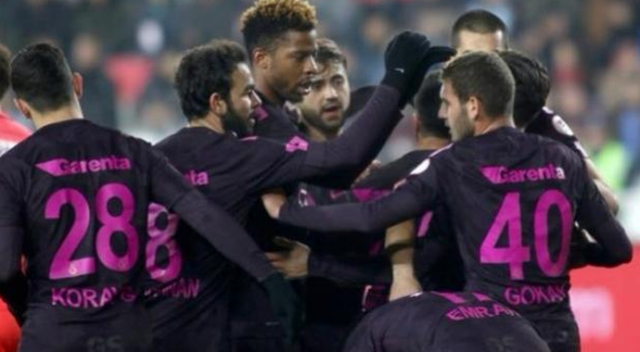 Tudor'dan sonra o da gidiyor!