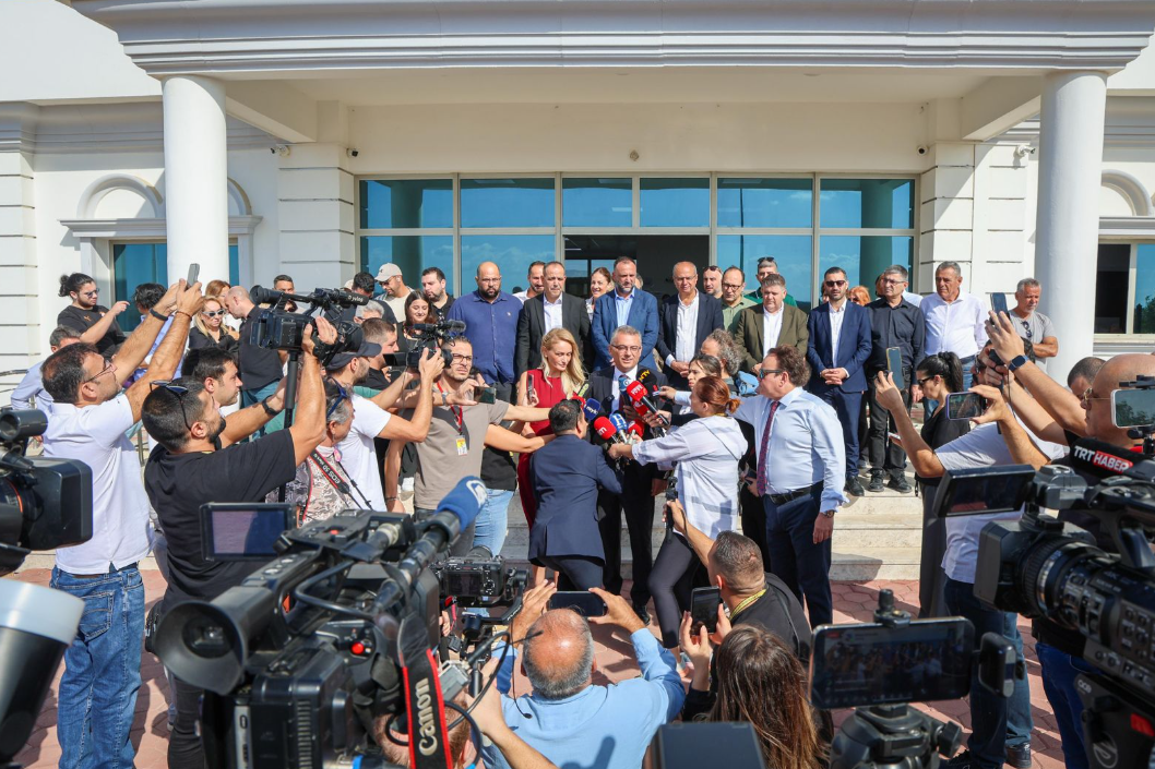 Tufan Erhürman’dan Erdoğan’a teşekkür! Erhürman, "Dış politikada da Kıbrıs sorununda da çalışmalarımızı Türkiye ile istişare içinde yürüteceğiz."