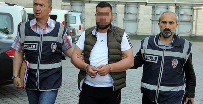 Tüfekle dehşet saçan genç yakalandı