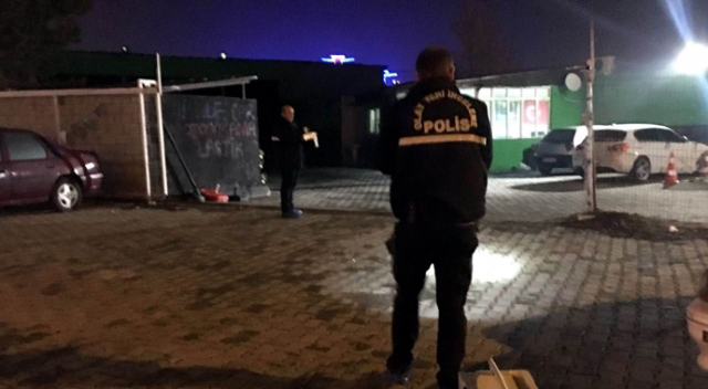 Tüfekle vurulan 20 yaşındaki genç hayatını kaybetti