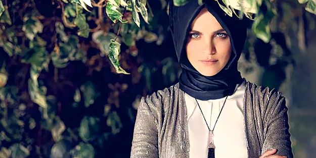 Tuğçe Kazaz iktidar ve muhalefete akıl verdi!