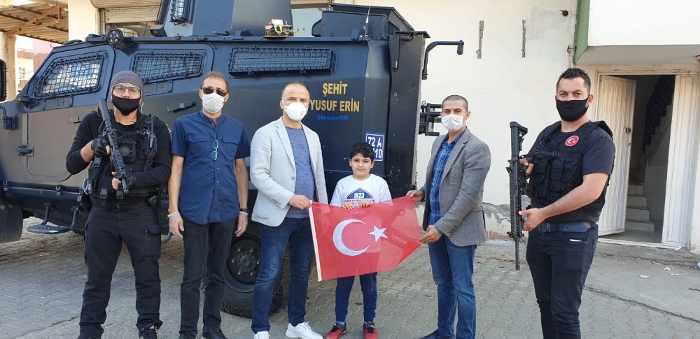 TÜGŞAV şehit oğlunun doğum gününü kutladı 