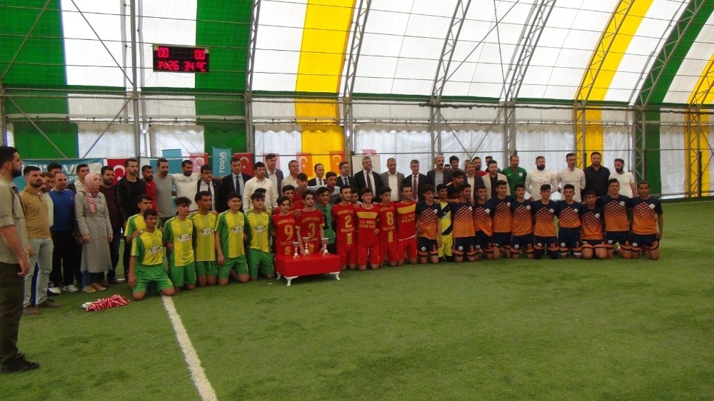 TÜGVA Kızıltepe futbol turnuvası tamamlandı 