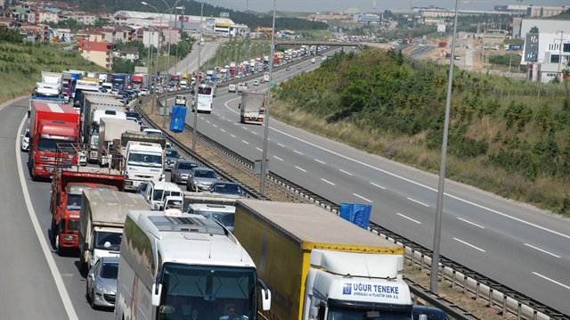 TUİK: Trafiğe kayıtlı araç sayısı 20 milyon 559 bin 243 oldu