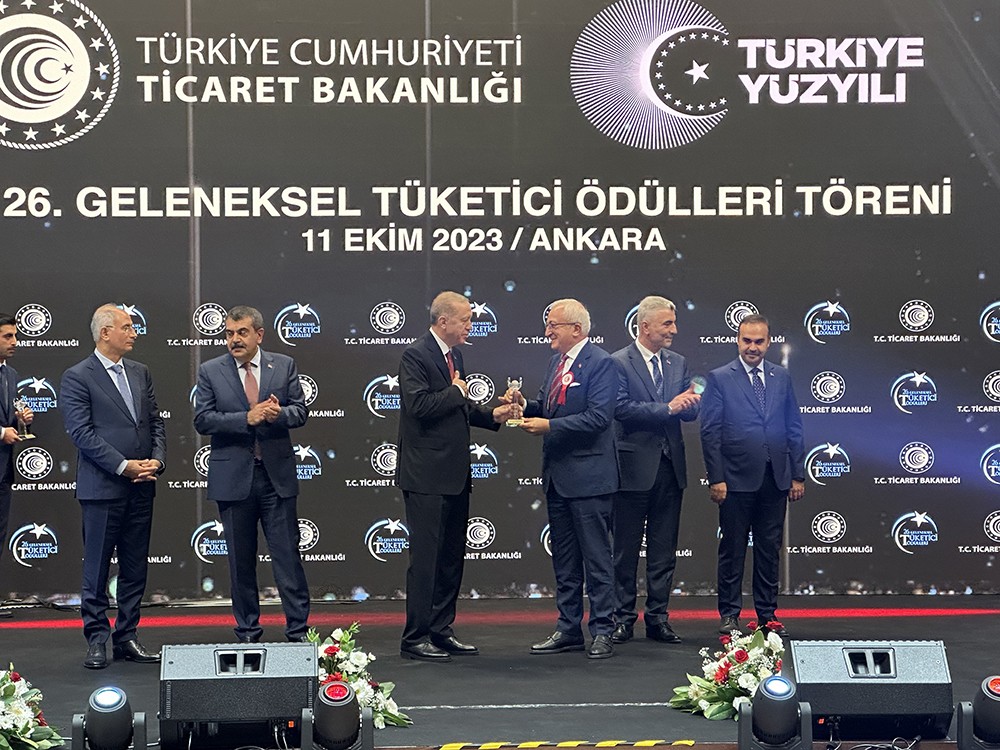 Tüketici Memnuniyetini İlke Edinen Firma Ödülü Aksa Doğalgaz’ın