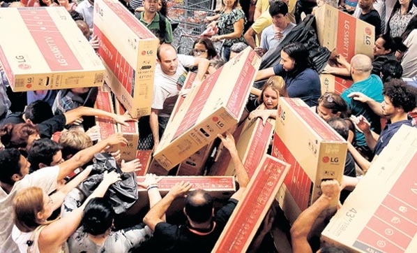 Tüketicilere önemli uyarı! Efsane Cuma kandırmacasına dikkatli yaklaşın