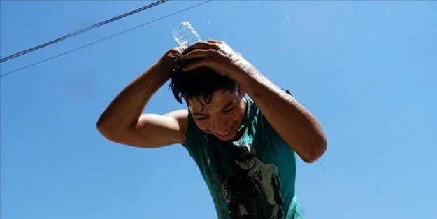 Tükiye ve dünya gündemi: Sıcak hava! Kerkük'te 46 dereceyi aştı, sıcaklıklar bunalttı! Maalesef sıcaklar devam edecek