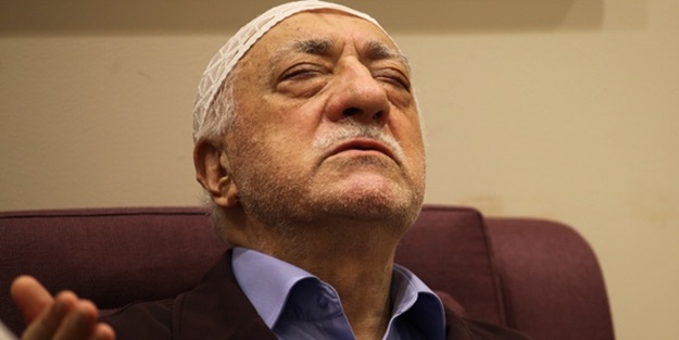 Tükürün şu hayasızın yüzüne!