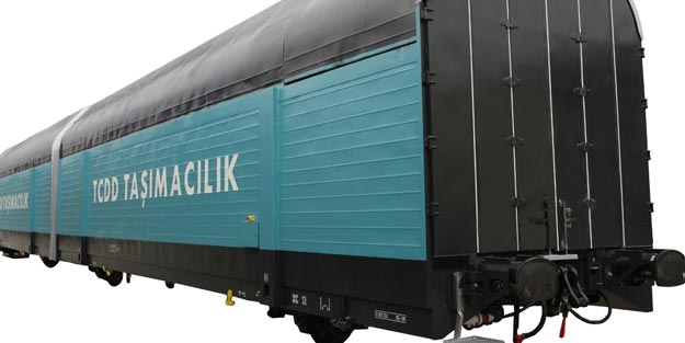 TÜLOMSAŞ'tan bir milli proje daha! Yerli araç taşıma vagonu üretildi