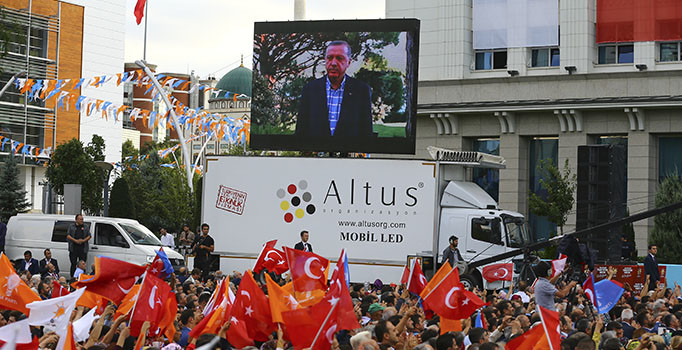 'Tüm bunlara şahit olduktan sonra artık 15 Temmuz öncesi gibi davranamayız'