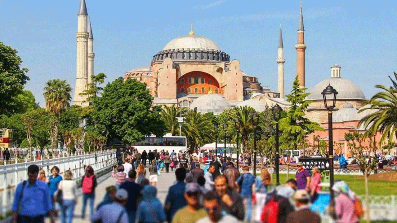 Tüm engellemelere rağmen turizmde sağlam artış