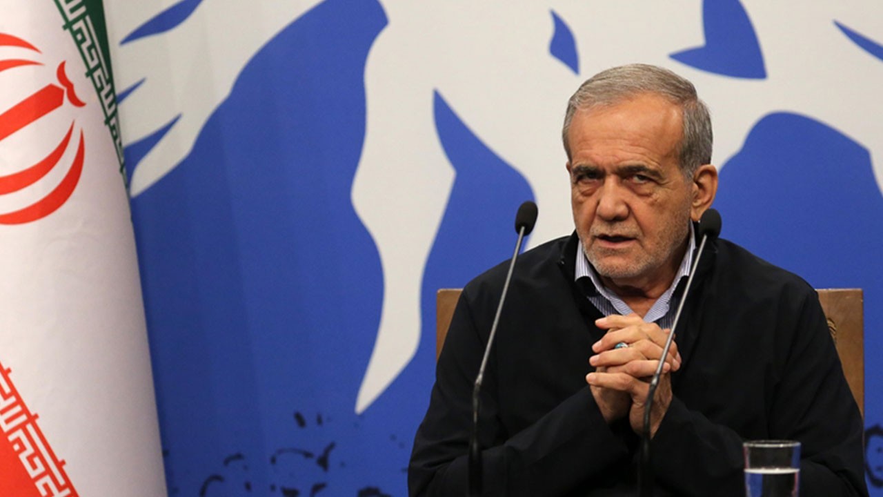 Tüm kamuoyu ne cevap vereceklerini merak ediyordu! Türk Asıllı Pezeşkiyan teklifi reddetti