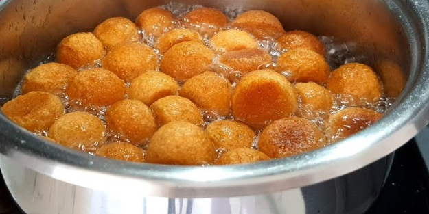 Tüm misafirleri artınca yaptılar: Orjinal hanım göbeği nasıl yapılır? Evde hanım göbeği yapılışı kısa sürecek!