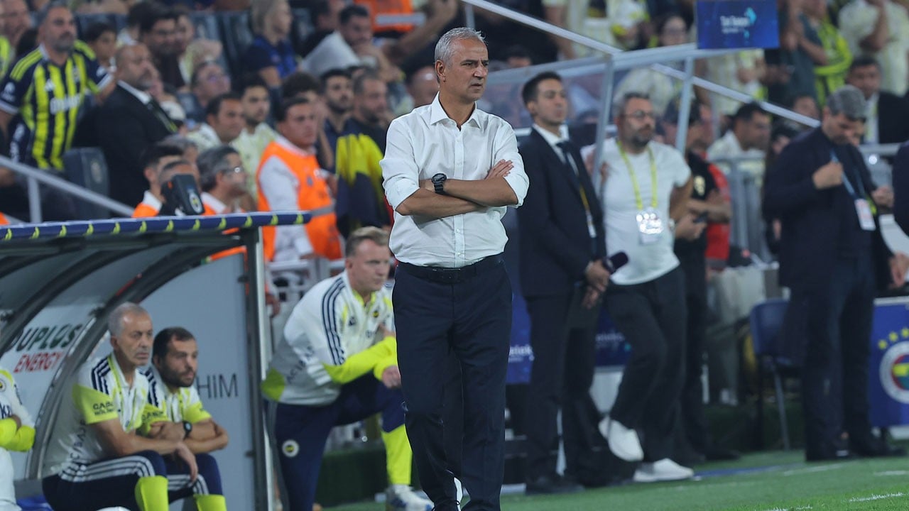 "Tüm sorumluluk bende" Derbi yenilgisi sonrası İsmail Kartal özür diledi