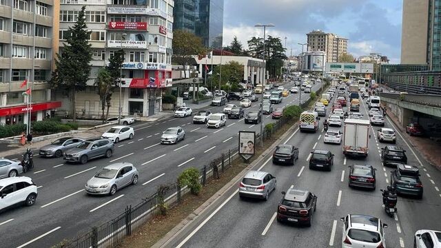 Tüm sürücüleri ilgilendiriyor! Flaş karar alındı! Bütün Türkiye bayram edecek
