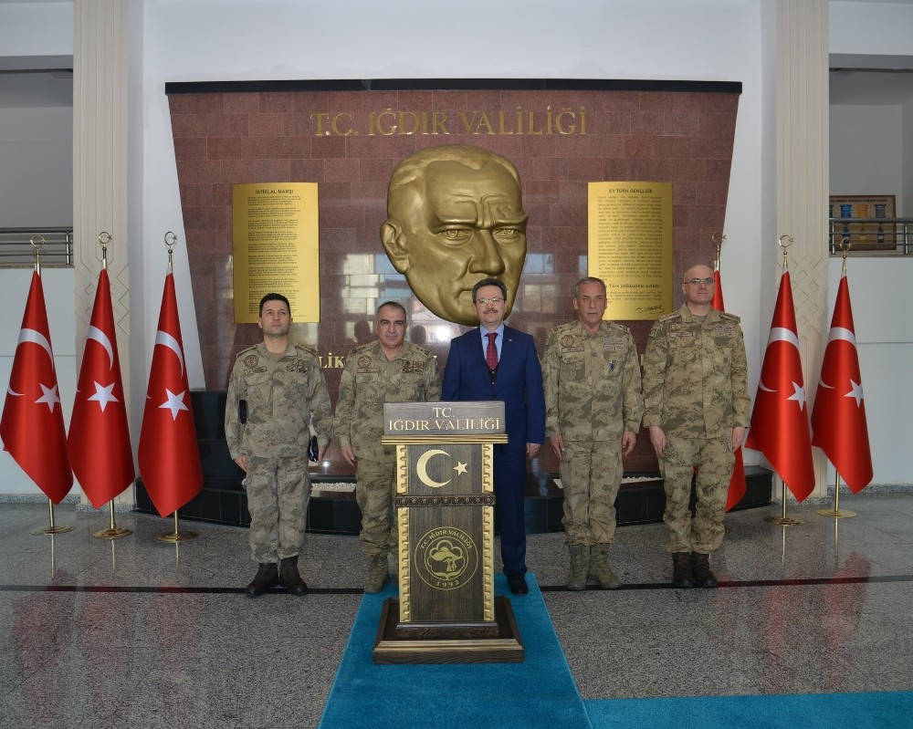 Tümgeneral Koç’tan Vali Ünlü’ye Ziyaret 