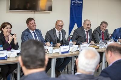 Tunç Soyer, Bayındırlı muhtarları dinledi 