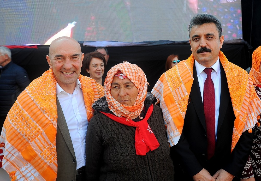 Tunç Soyer seçim çalışmalarını sürdürüyor 